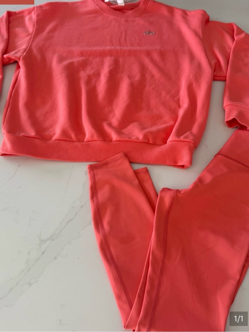 Womens's Lulu Coral Sweatshirt and Leggings Set - size small